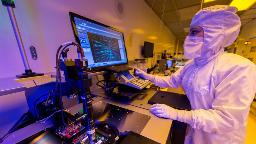 RTX and DARPA to revolutionize Gallium Nitride technology for improved ...