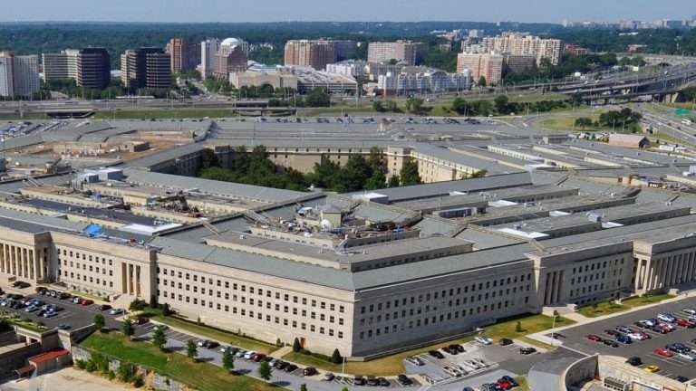 Trump’tan Pentagon’un basına yönelik kısıtlamalarına tepki