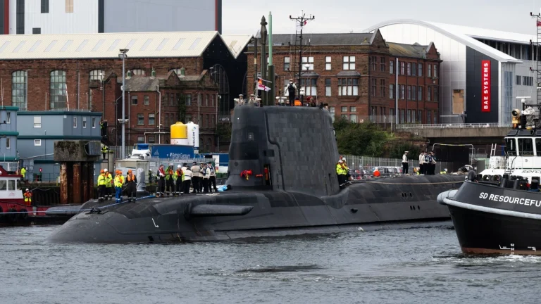 HMS Agamemnon begins sea trials after departing Barrow
