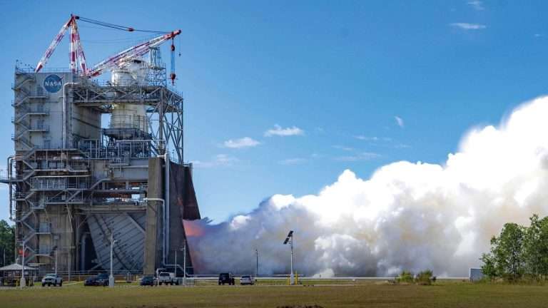 NASA’nın Artemis görevlerinde kullanılacak RS-25 motoru başarıyla test edildi